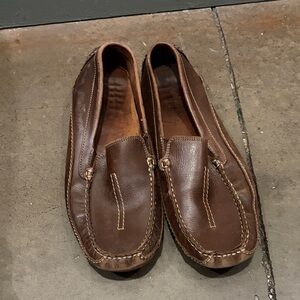 Clarks Men's Brown Leather Slip-On Moccasin Loafers